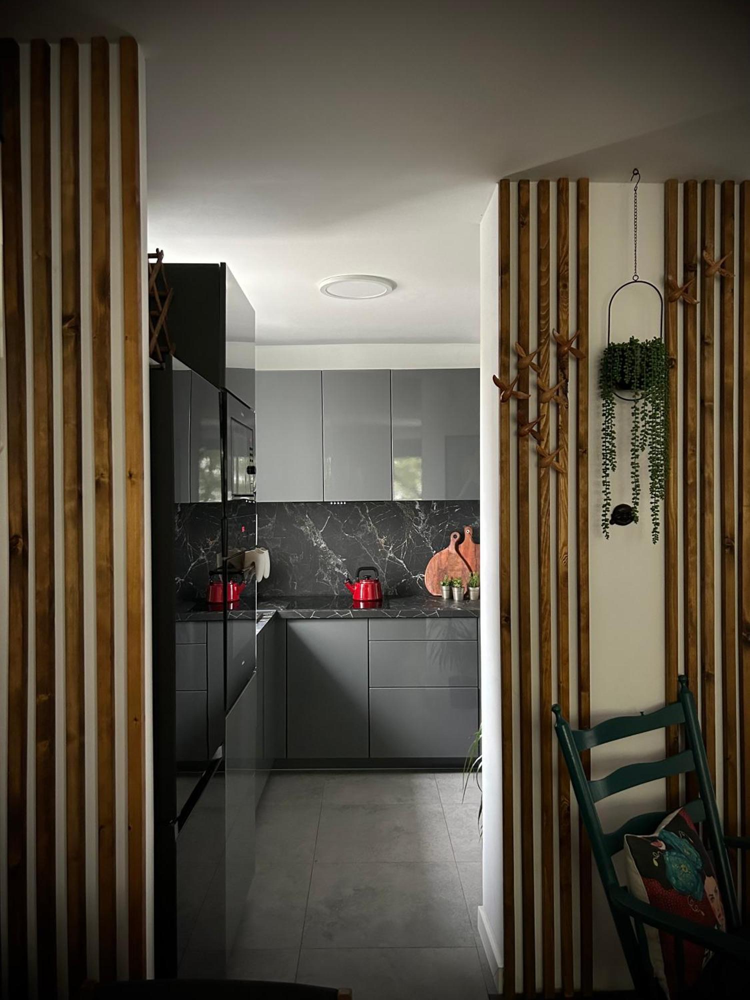 Metro Trocka Apartment ワルシャワ エクステリア 写真