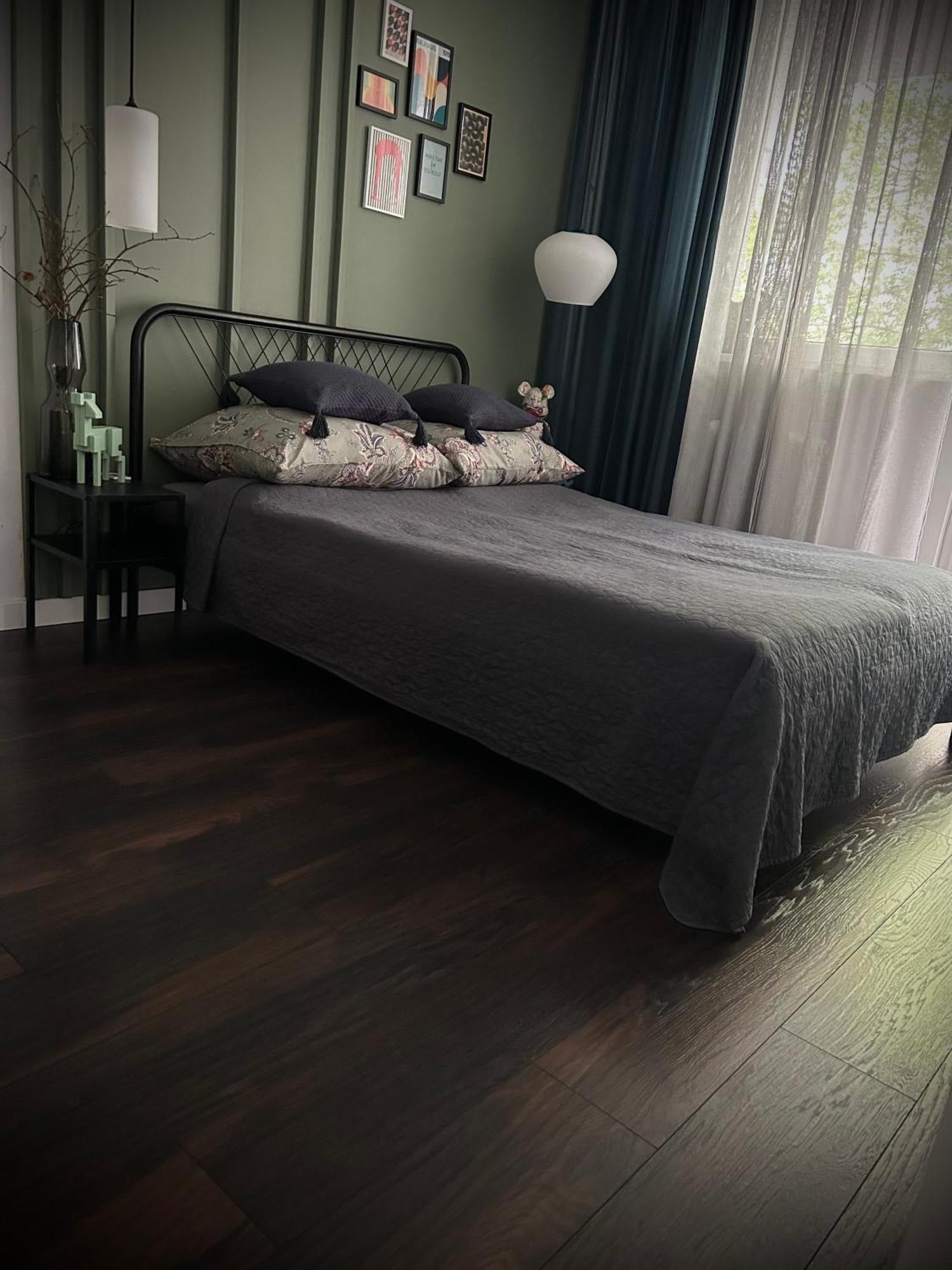 Metro Trocka Apartment ワルシャワ エクステリア 写真