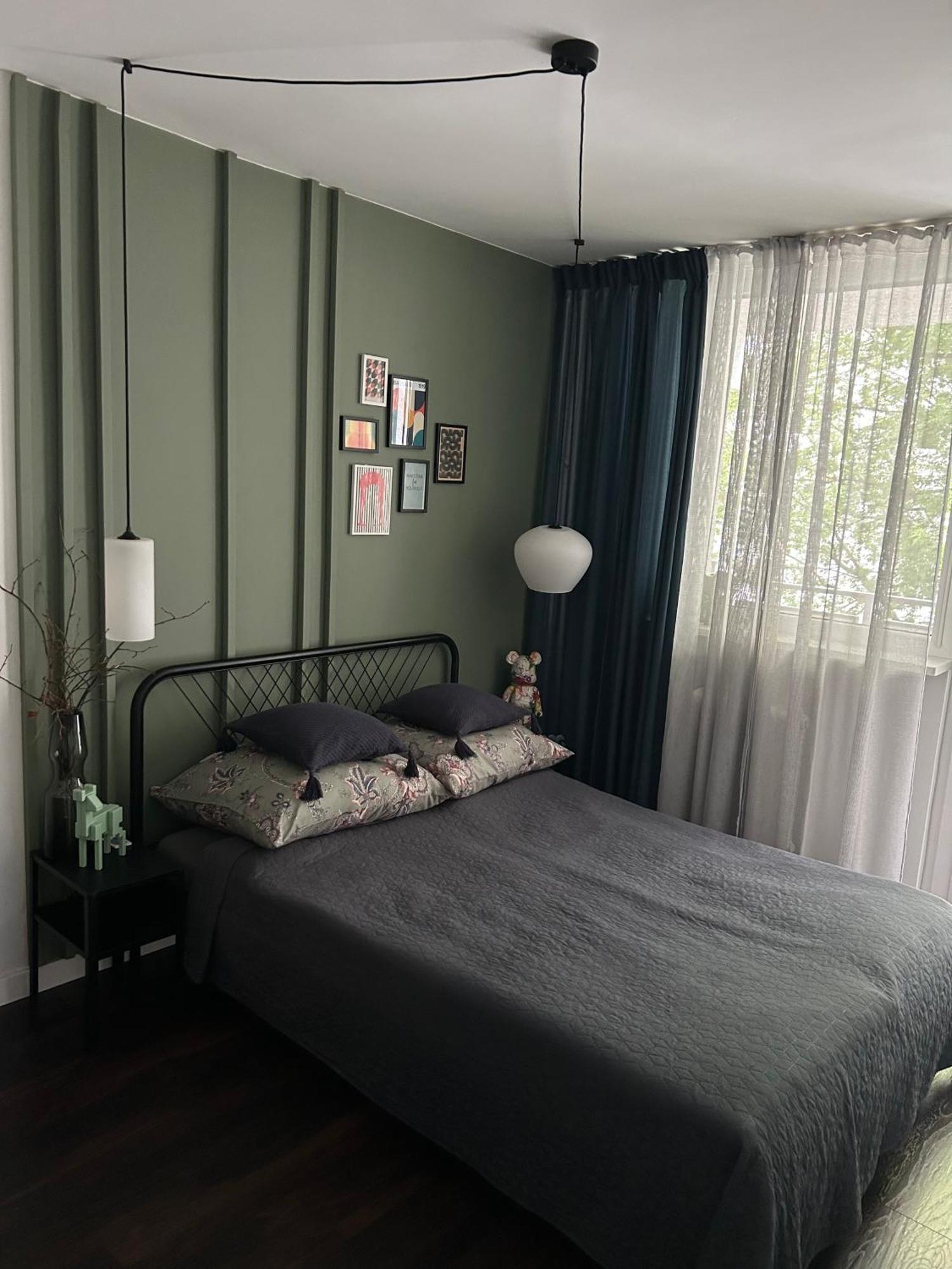 Metro Trocka Apartment ワルシャワ エクステリア 写真